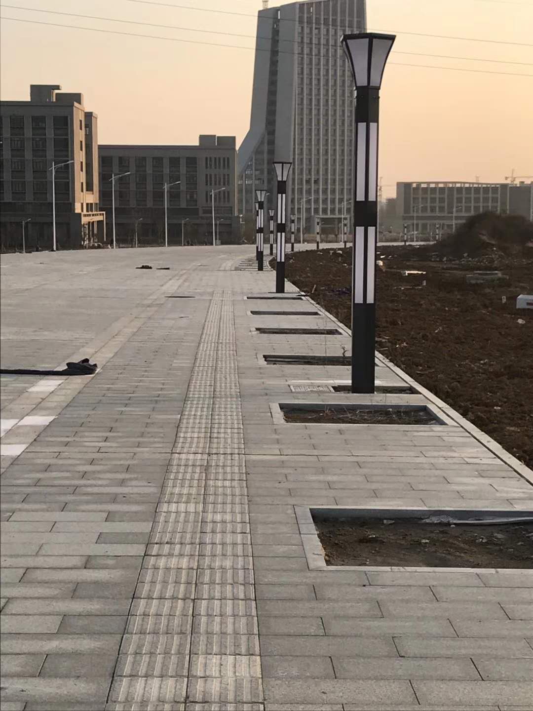 LED路燈、庭院燈、景觀(guān)燈_ led路燈價(jià)格